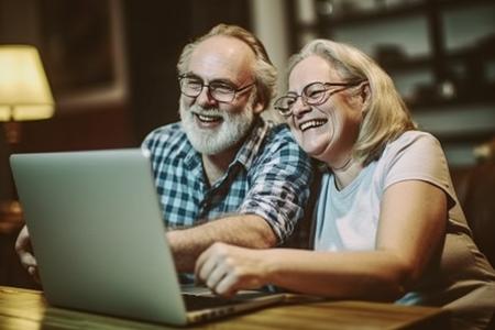 Uncover the Surge of Video Dating Canadian Seniors are Embracing